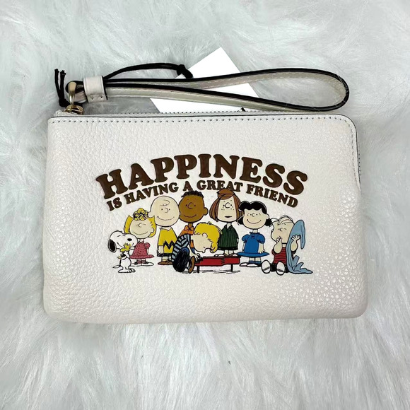 Coach X Peanuts Corner Zip Wristlet In Leather/Gold/Chalk Multi CBP29 NWT - Picture 1 of 6
